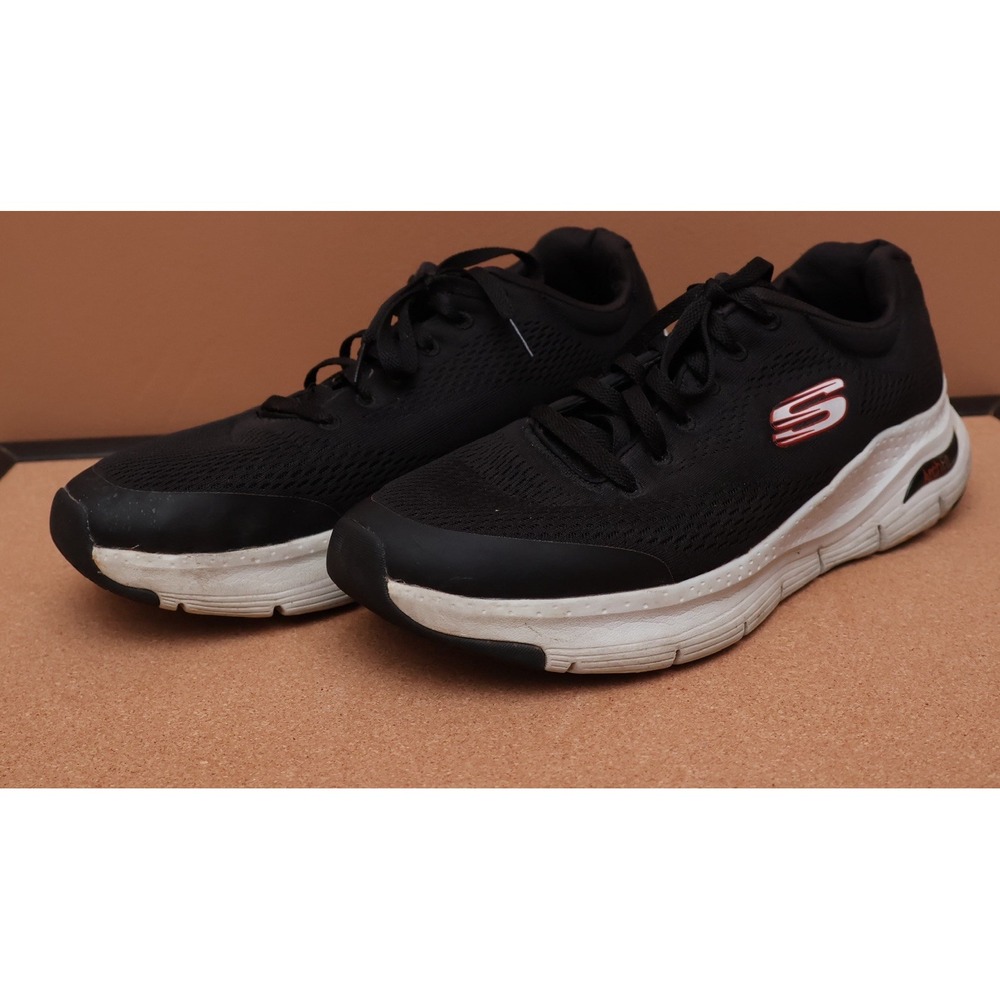 Skechers Arch Fit Men’s 11.5 Black White Lace-Up Walking Shoes 232040